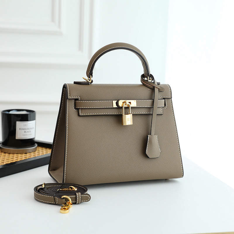 Sac Milan original de valciva