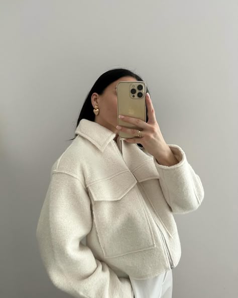 Veste Courte en Cuir Perlé