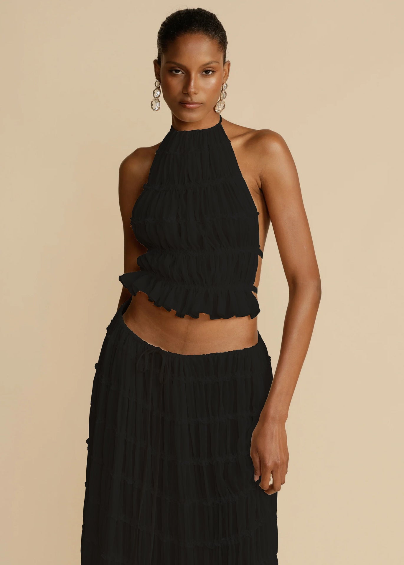 Ensemble Robe Femme Haute Allure – Haut Halter Échancré & Jupe Longue Plissée