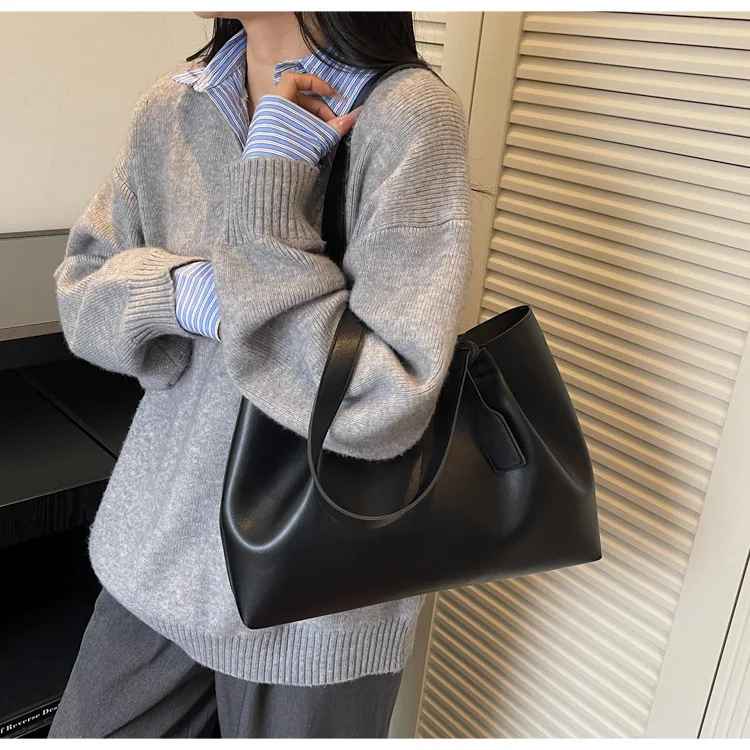 Retro Large Capacity Tote Bag Women's 2025