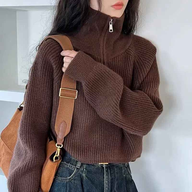 Pull "Cozy Zip" en Maille Côtelée