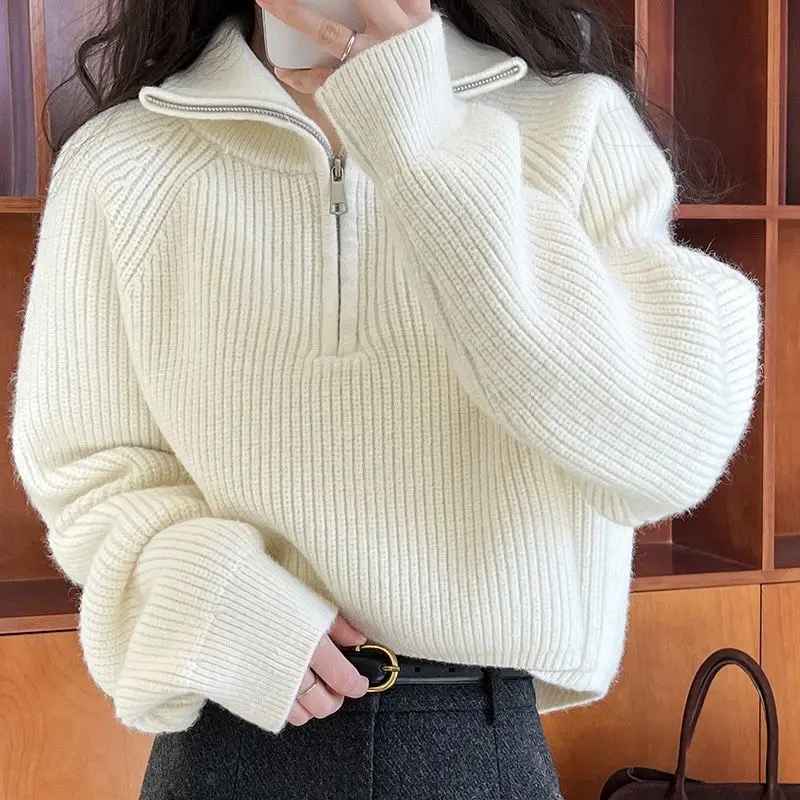 Pull "Cozy Zip" en Maille Côtelée