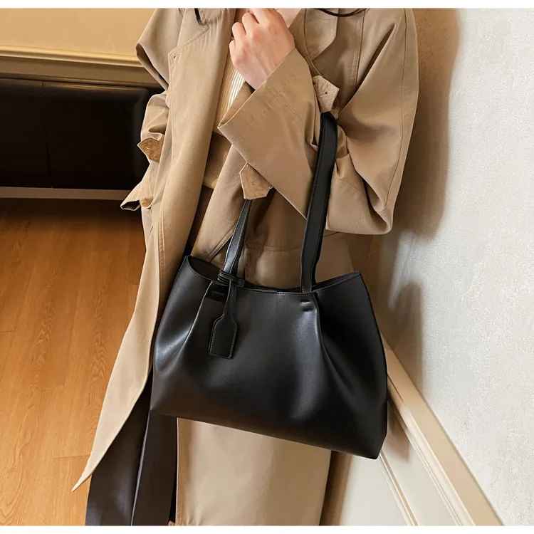 Retro Large Capacity Tote Bag Women's 2025