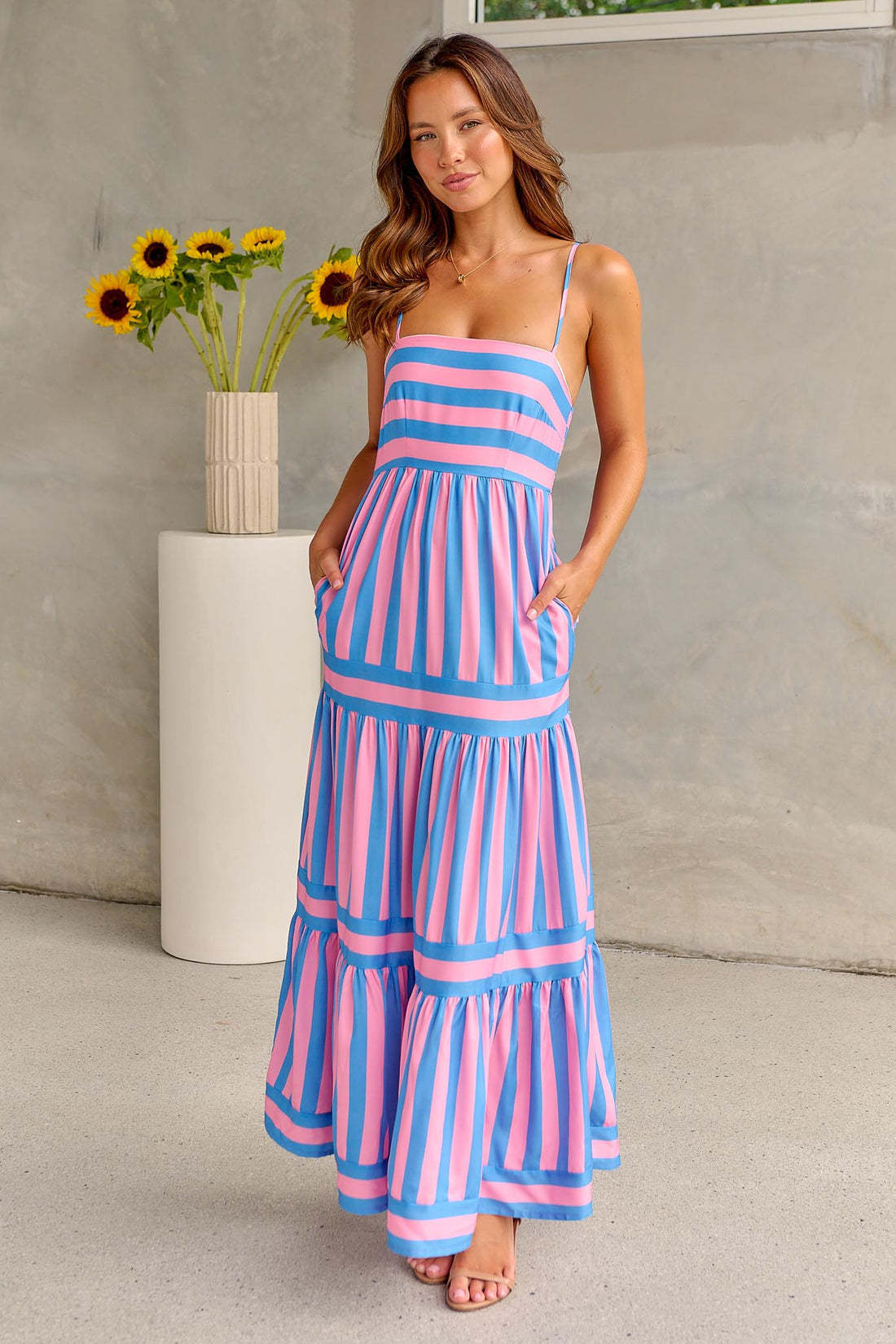 Robe longue à fines bretelles femme | Robe fluide pour l'été