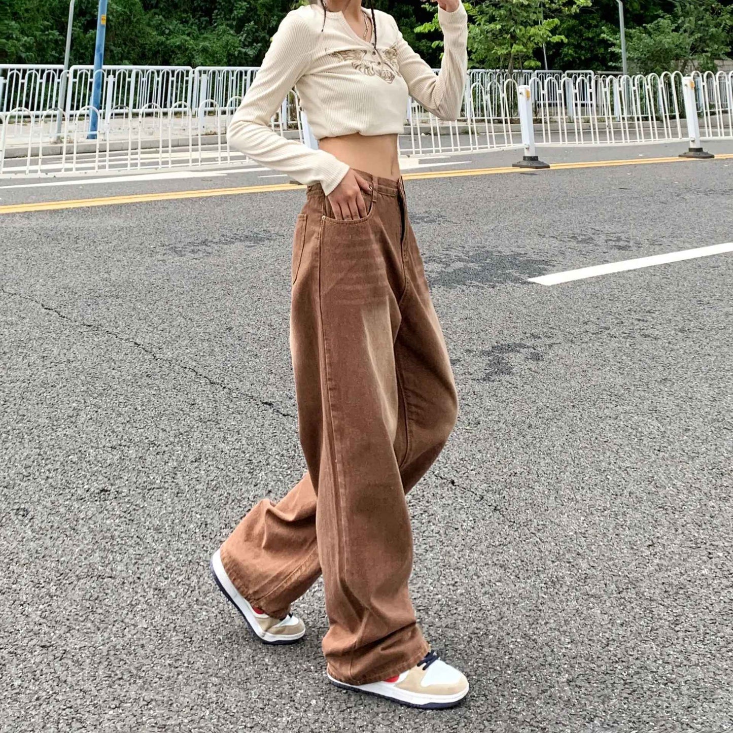Jean Wide Leg "Coffee Fade" – L'Essence du Streetwear Rétro